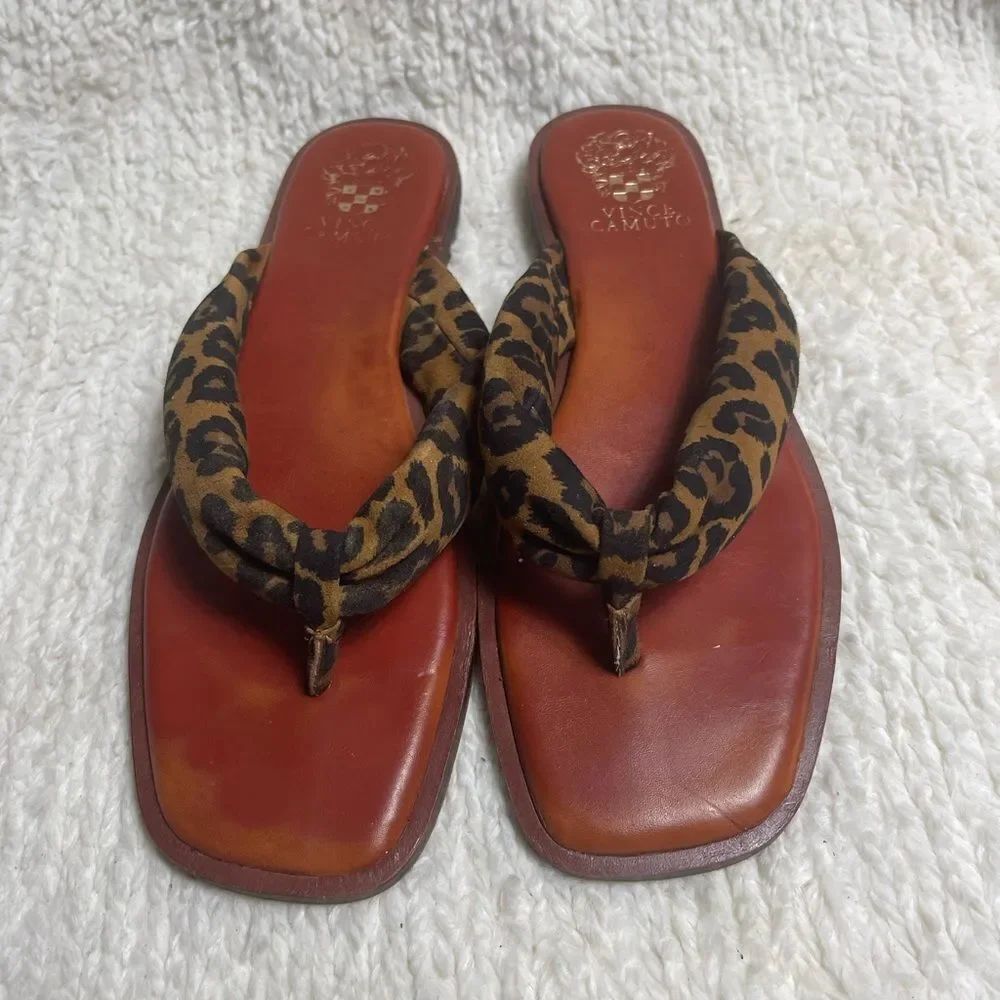 Vince Camuto Leopard Print Brown Leather thong Sandals SZ8.5M